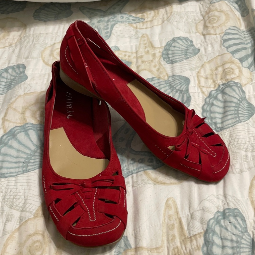 MARKON RED SUEDE